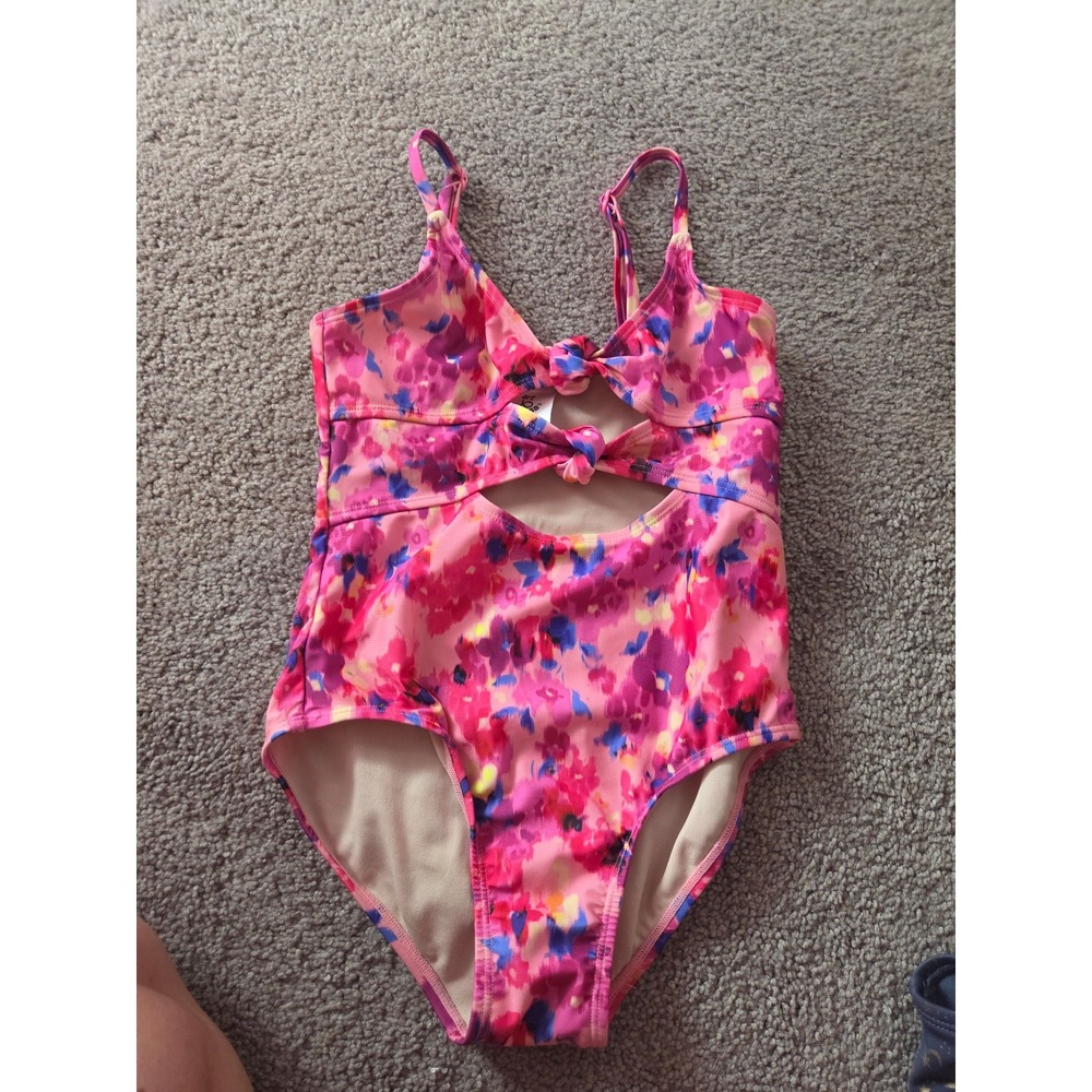 Art class girls swimsuit size 8‎